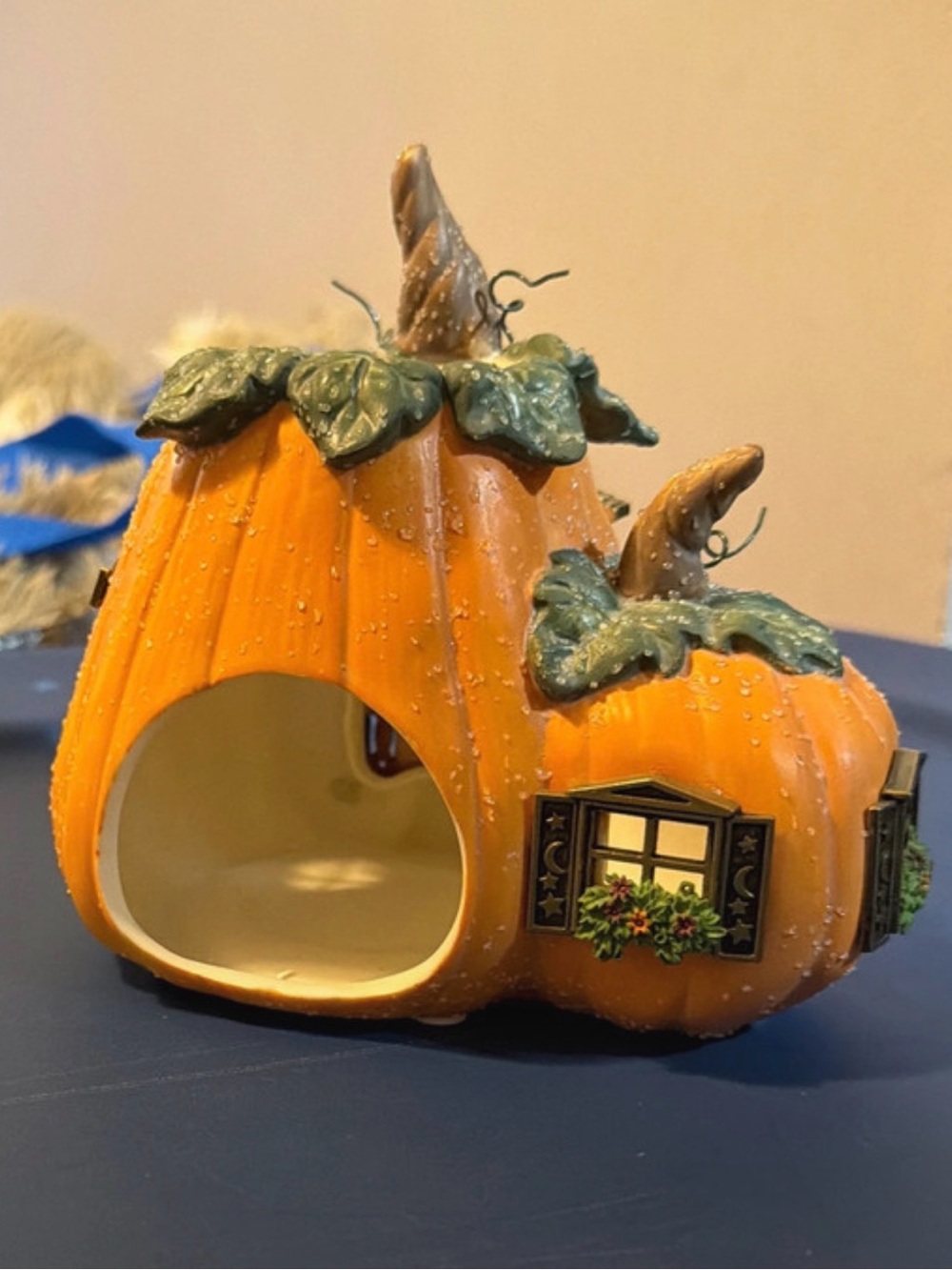 PartyLite Orange Pumpkin Tealight Cottage with Green Leaves